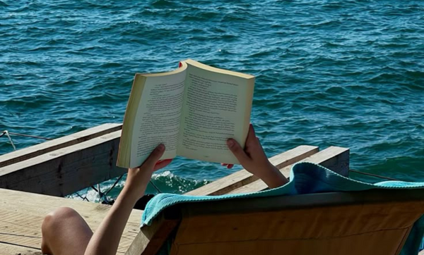 Summer Sapiosexuals : The Coco de Mer Reading List