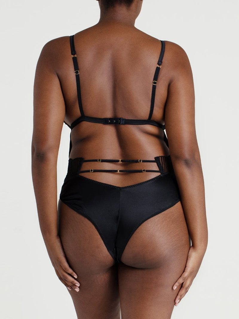 Athena Black Bodysuit from the back to display all the adjustable straps